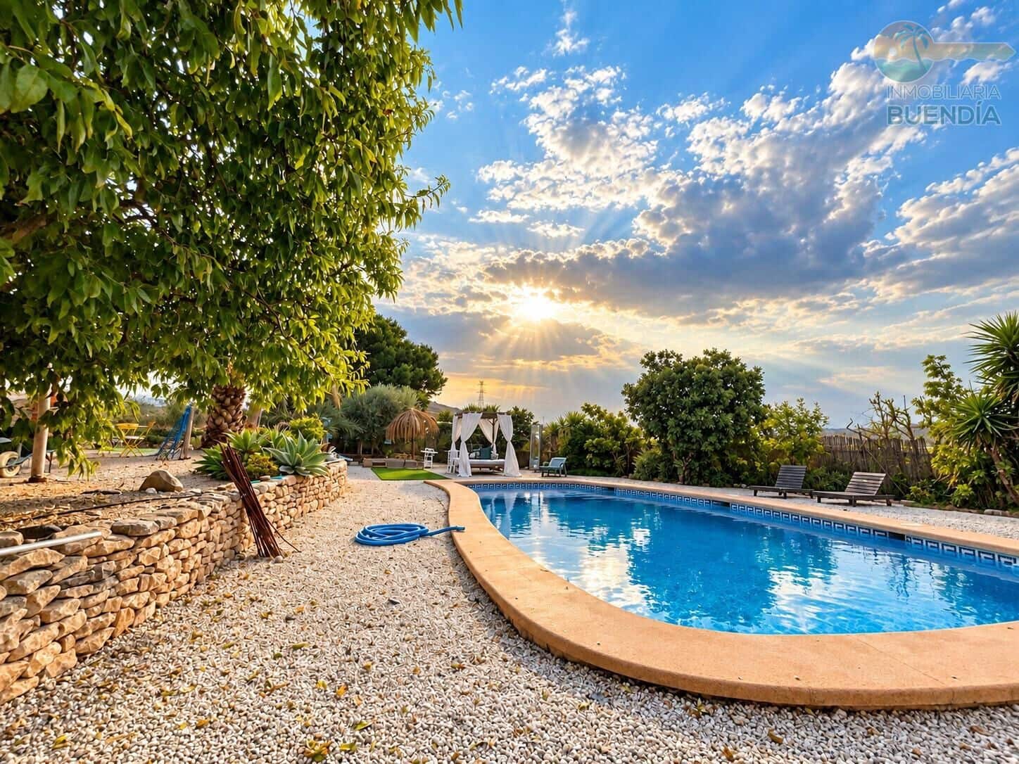 Finca/Casa Rural de 4 habitaciones en Totana en venta con piscina - 365.000 € (Ref: 10098530)