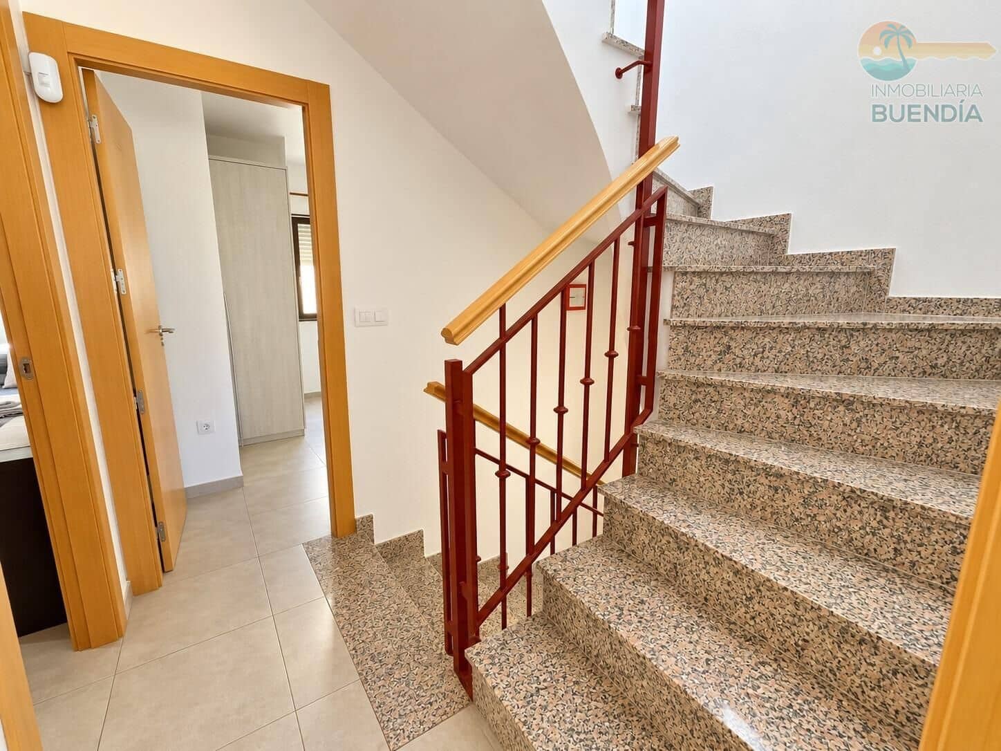 3 Zimmer Villa zu verkaufen in Alamillo mit Pool - 299.900 € (Ref: 10100278)