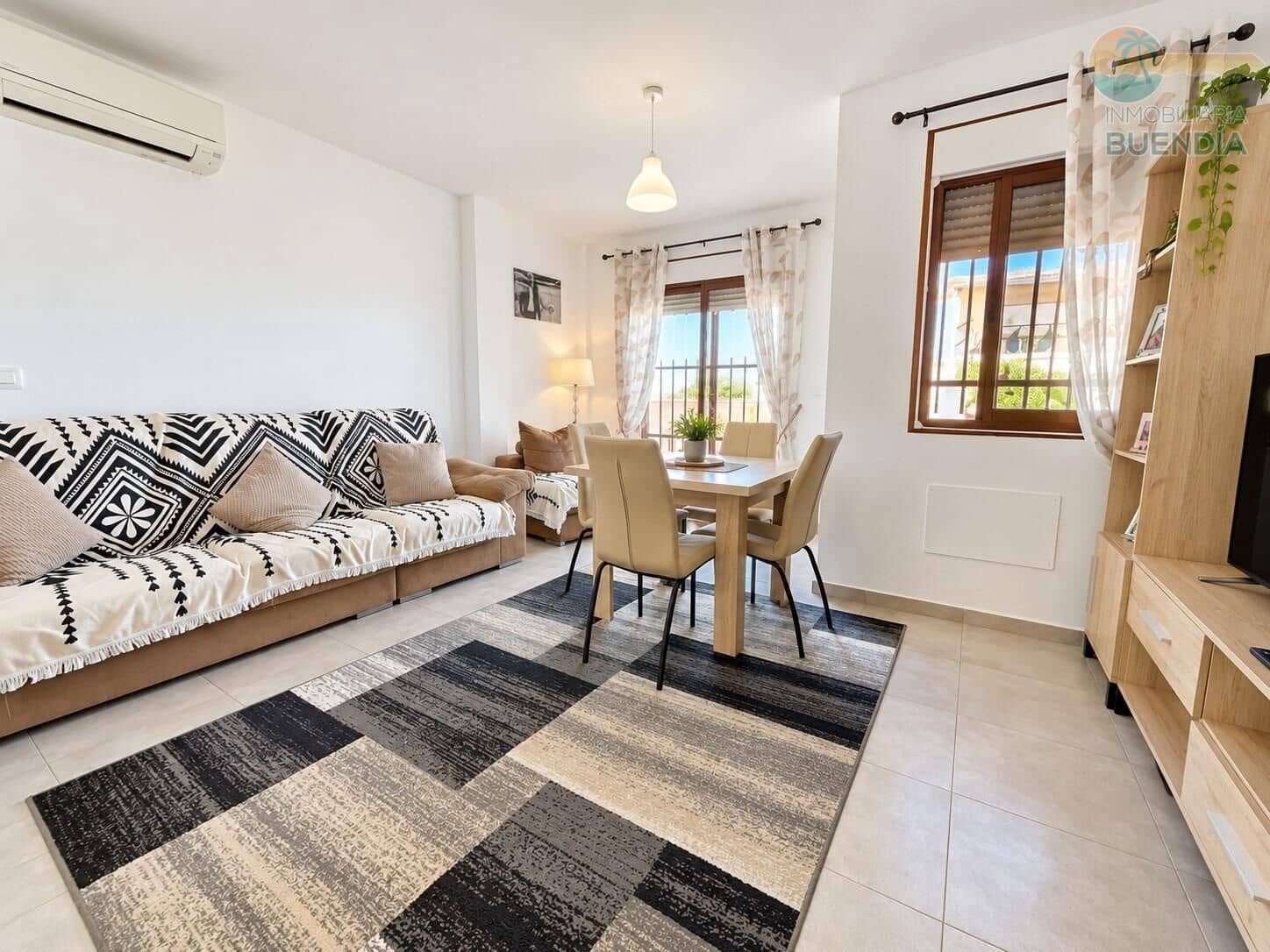3 Zimmer Villa zu verkaufen in Alamillo mit Pool - 299.900 € (Ref: 10100278)