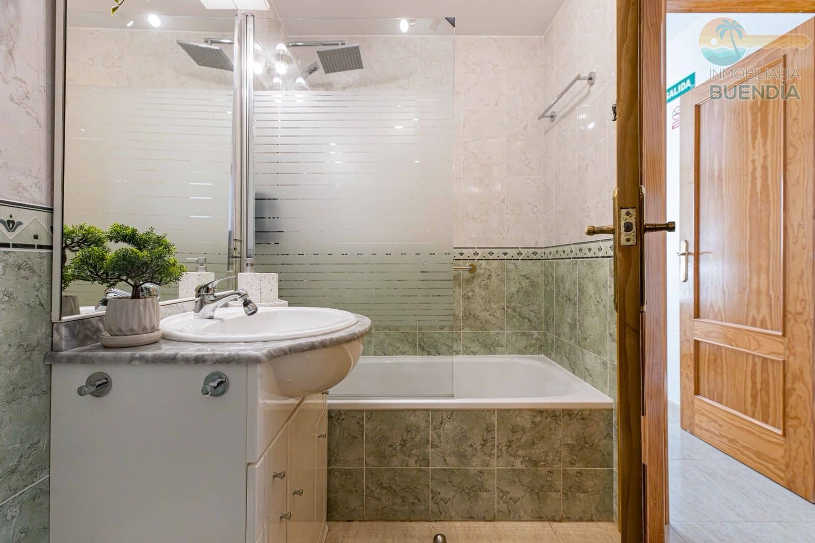 2 bedroom Apartment for sale in Bolnuevo with pool garage - € 151,900 (Ref: 10155358)