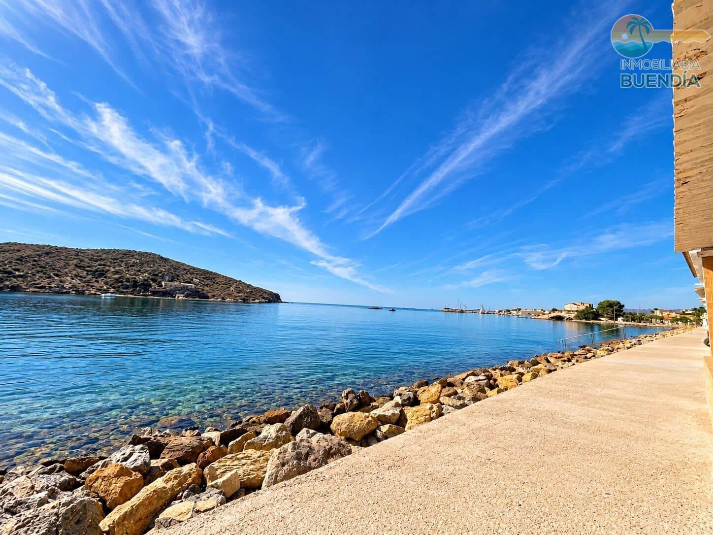 6 bedroom Beach Apartment for sale in Puerto de Mazarron - € 250,000 (Ref: 10161587)