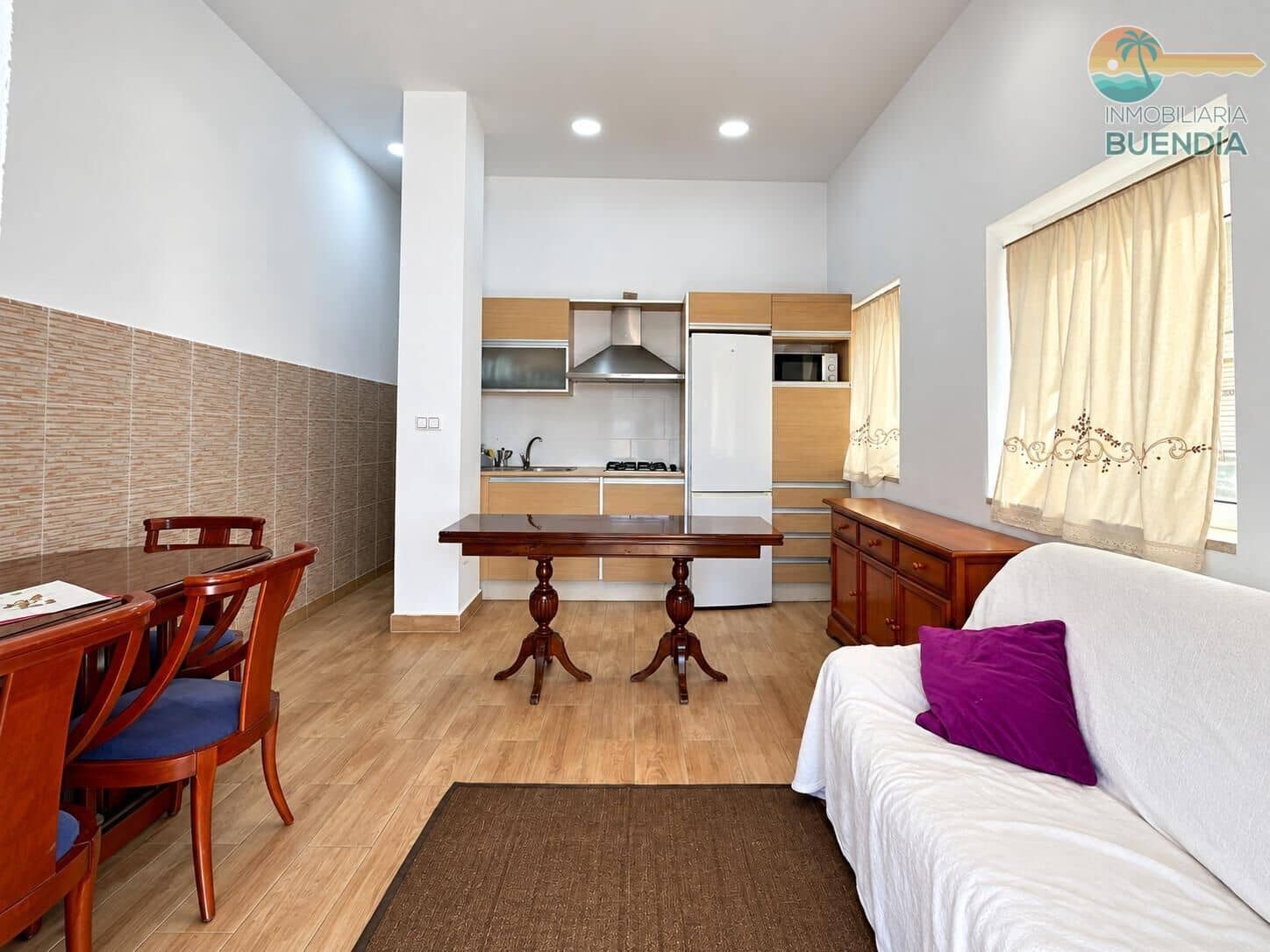 6 bedroom Beach Apartment for sale in Puerto de Mazarron - € 250,000 (Ref: 10161587)