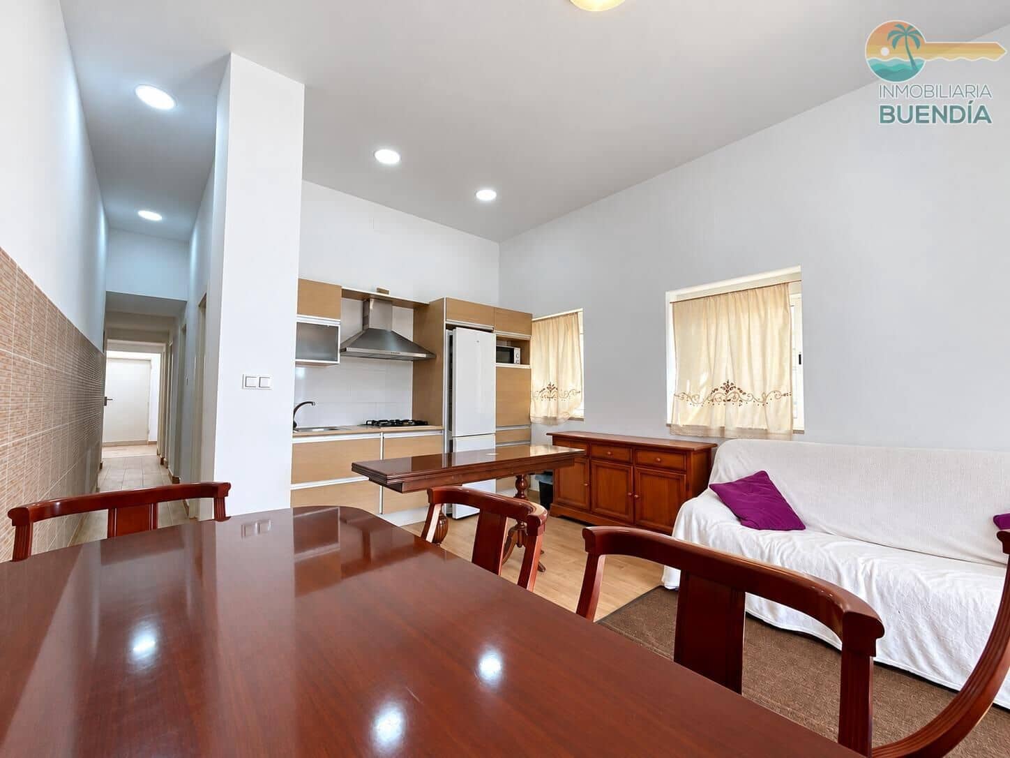 6 bedroom Beach Apartment for sale in Puerto de Mazarron - € 250,000 (Ref: 10161587)