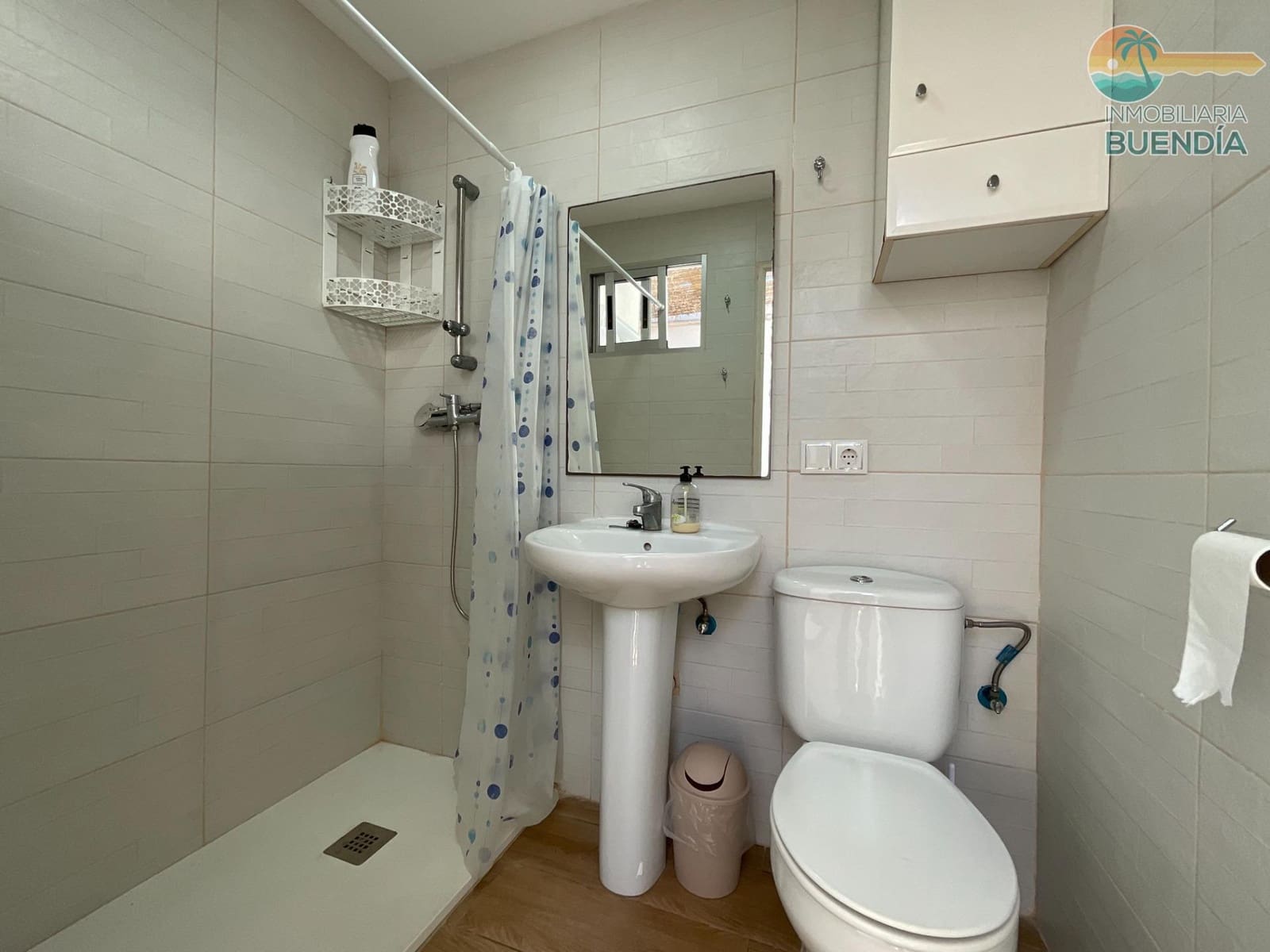 6 bedroom Beach Apartment for sale in Puerto de Mazarron - € 250,000 (Ref: 10161587)