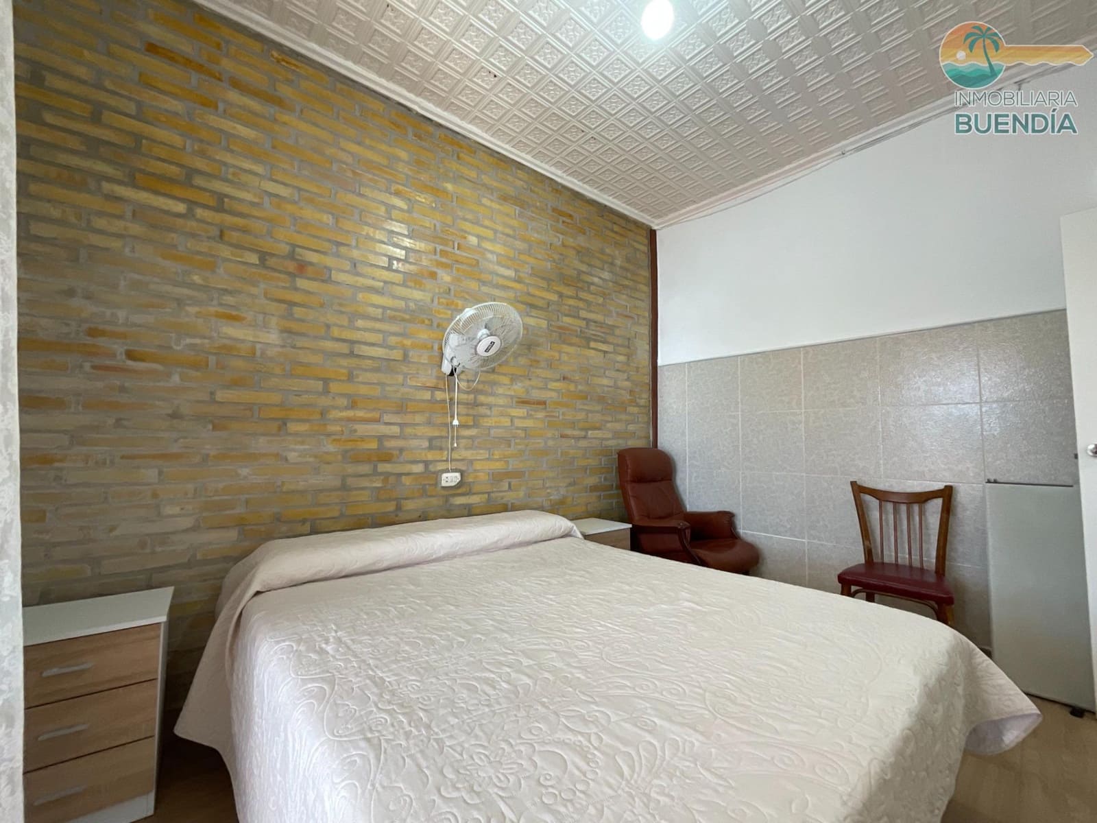 6 bedroom Beach Apartment for sale in Puerto de Mazarron - € 250,000 (Ref: 10161587)