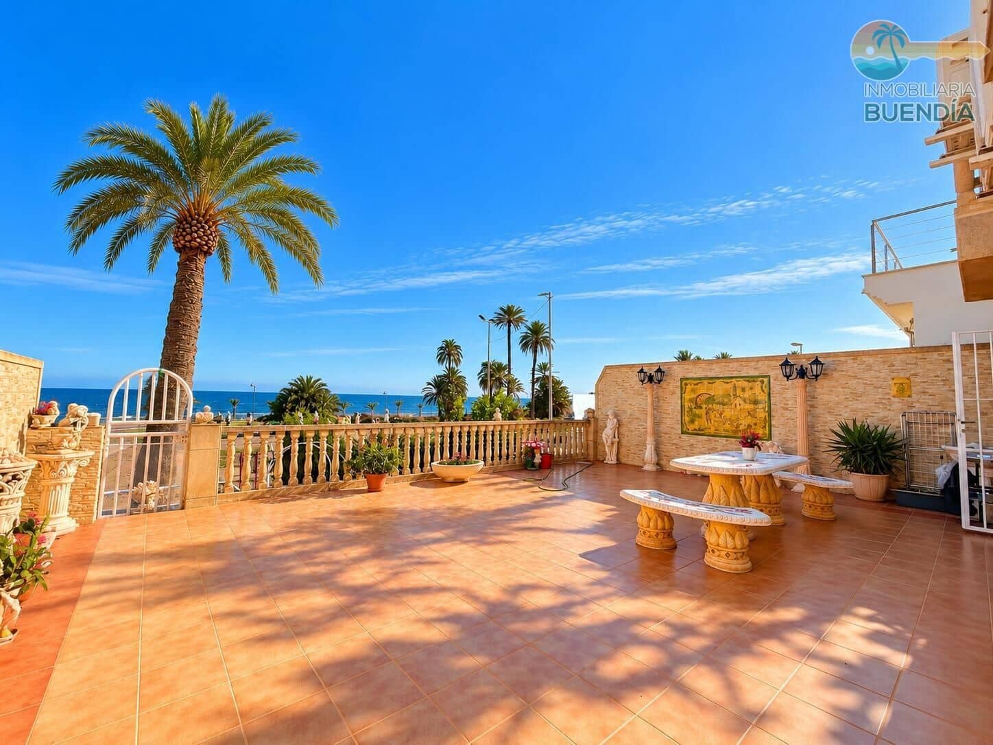 Apartamento de 4 habitaciones en Alamillo en venta - 350.000 € (Ref: 10171824)