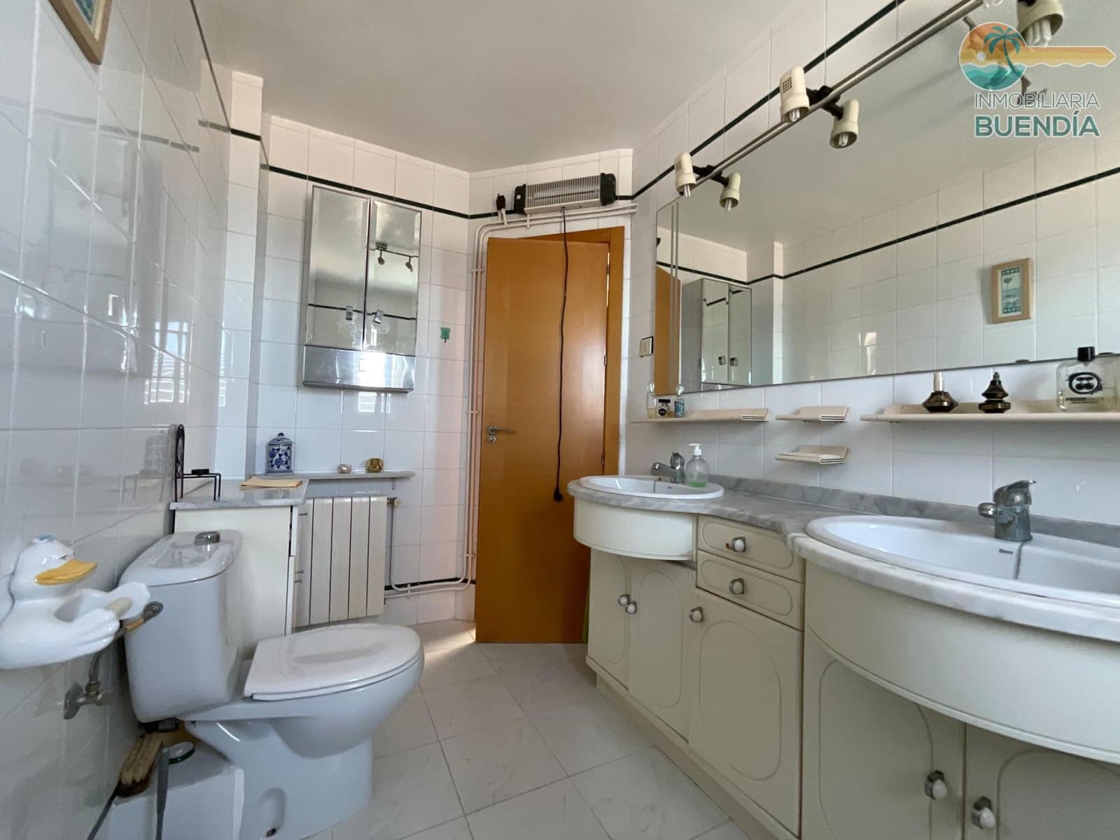 Apartamento de 4 habitaciones en Alamillo en venta - 350.000 € (Ref: 10171824)