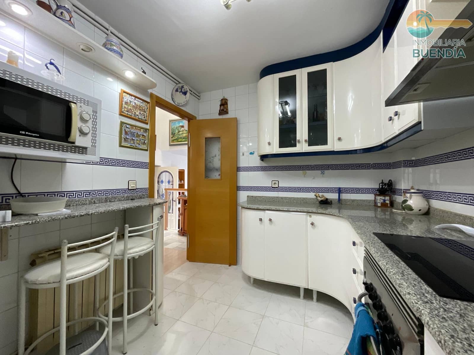 Apartamento de 4 habitaciones en Alamillo en venta - 350.000 € (Ref: 10171824)