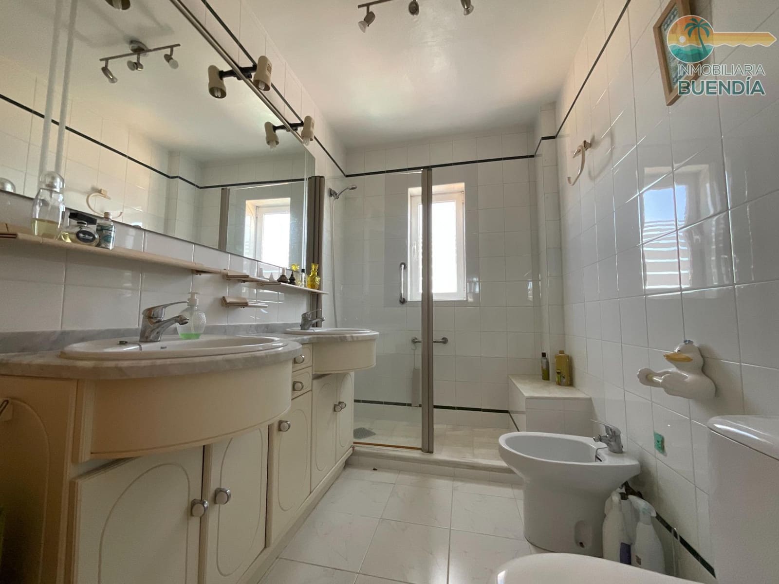 Apartamento de 4 habitaciones en Alamillo en venta - 350.000 € (Ref: 10171824)