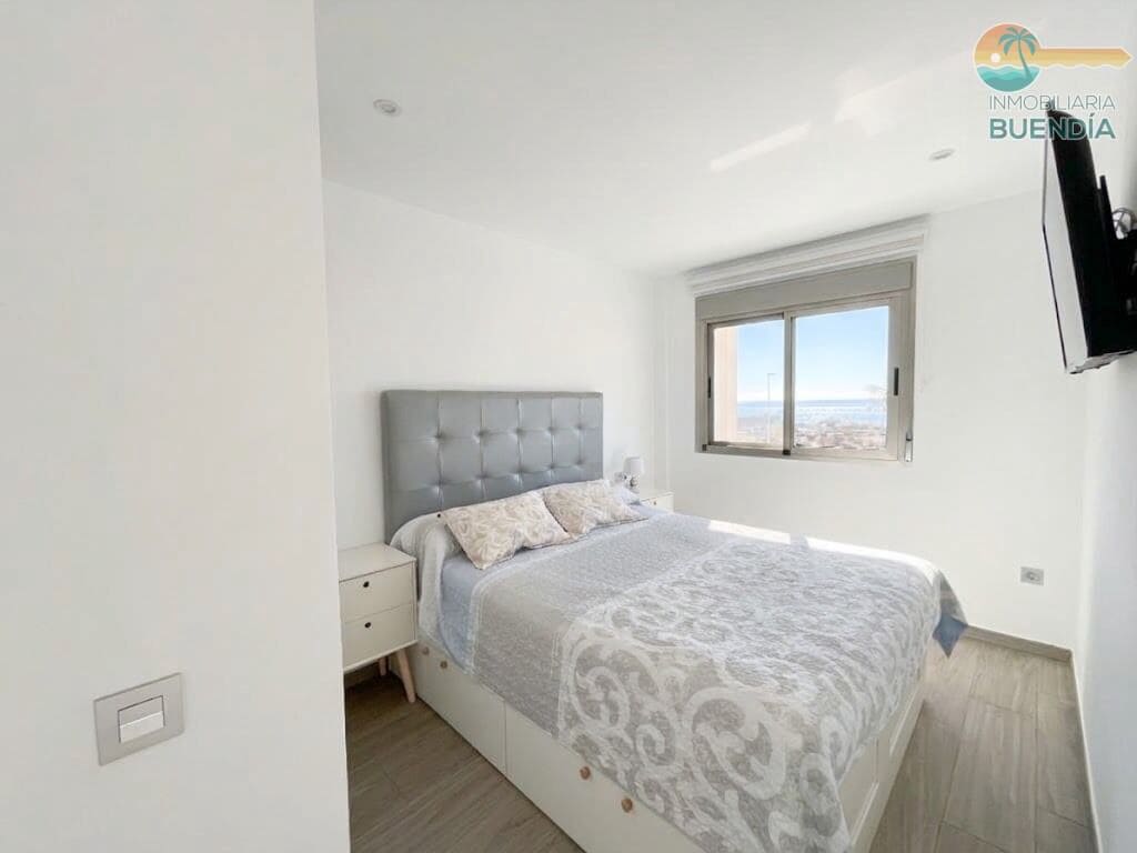 Ático de 2 habitaciones en Puerto de Mazarron en venta con piscina - 342.000 € (Ref: 10180723)