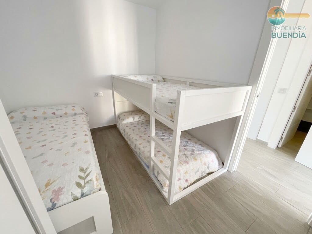 Ático de 2 habitaciones en Puerto de Mazarron en venta con piscina - 342.000 € (Ref: 10180723)