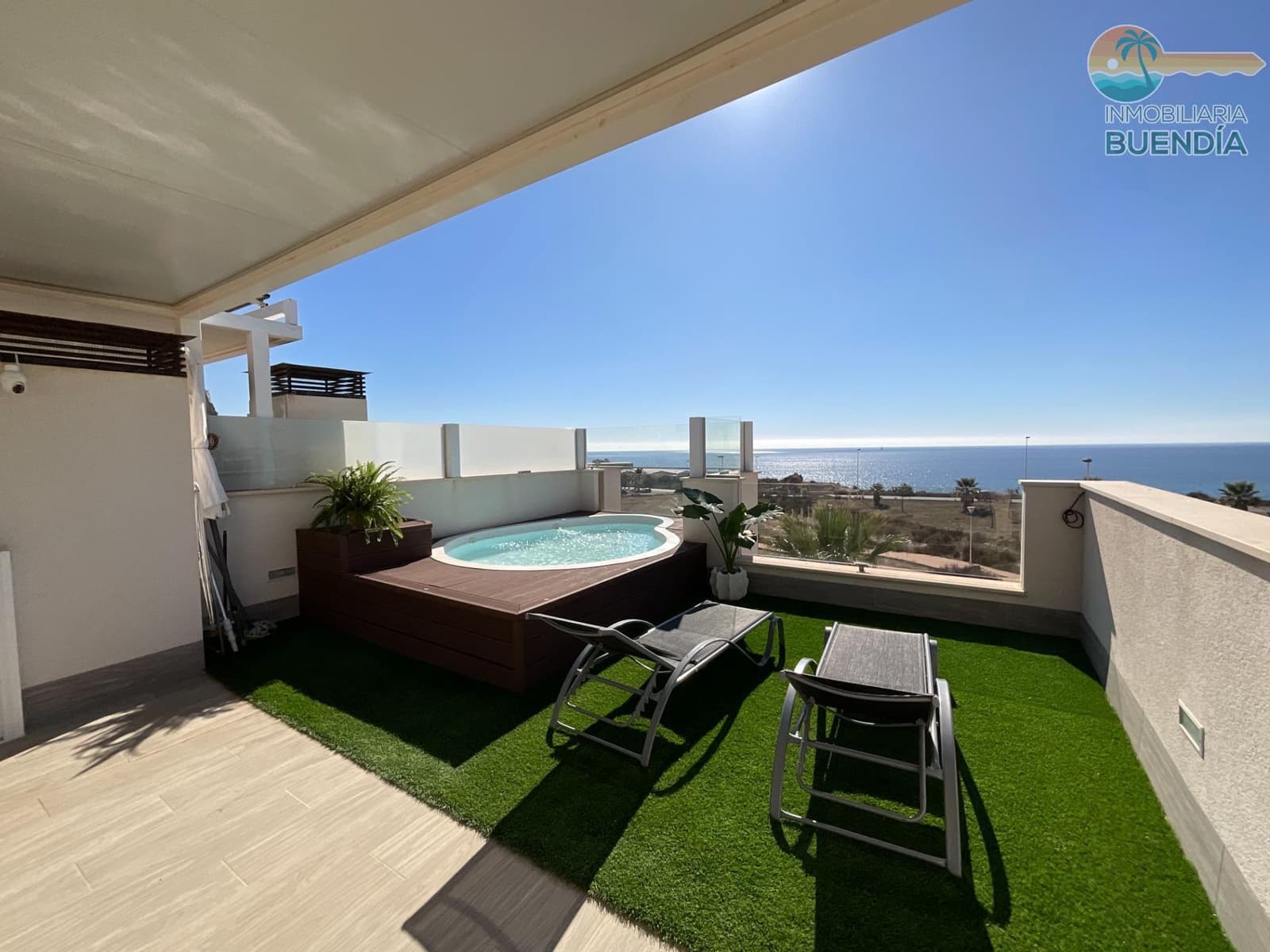 Ático de 2 habitaciones en Puerto de Mazarron en venta con piscina - 342.000 € (Ref: 10180723)