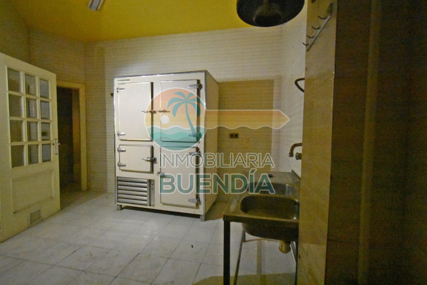 Komercyjne na sprzedaż w Mazarron - 190 000 € (Ref: 6841251)