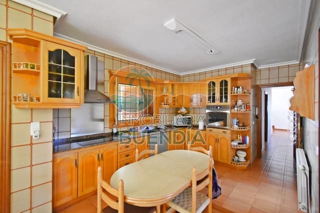 5 sypialnia Willa na sprzedaż w Puerto de Mazarron, Mazarrón z basenem garażem - 599 900 € (Ref: 6845898)