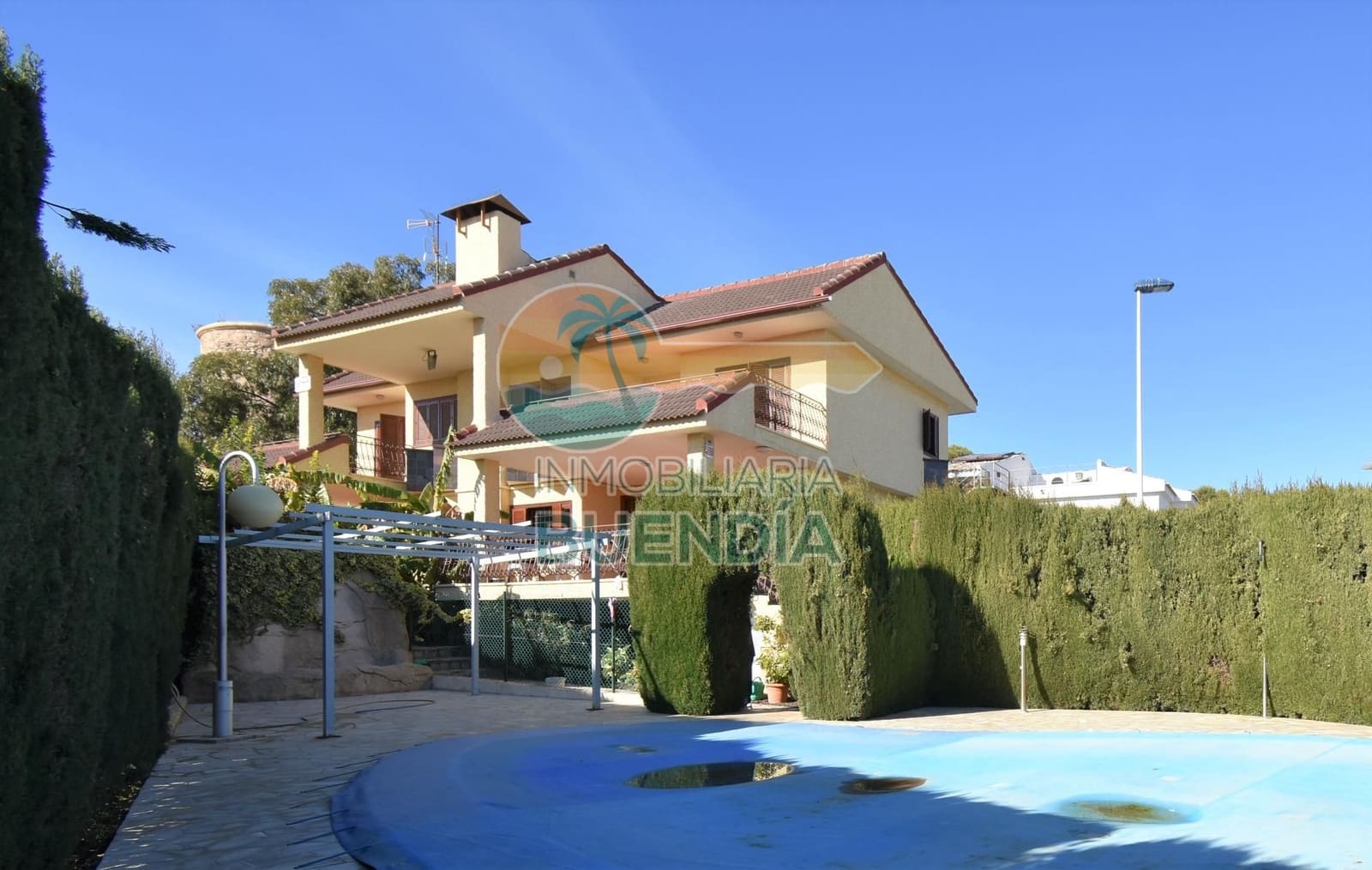 5 bedroom Villa for sale in Puerto de Mazarron with pool garage - € 589,000 (Ref: 6845898)