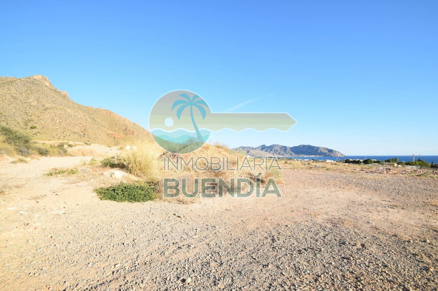 Grunde uden byggetilladelser til salg i Isla Plana - € 95.000 (Ref: 6926910)