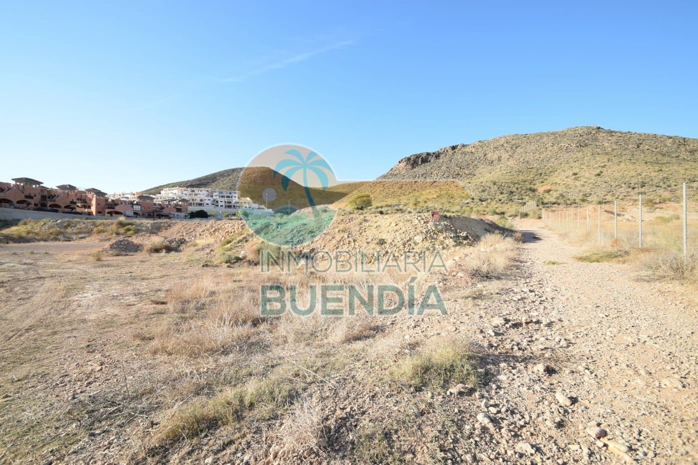 Grunde uden byggetilladelser til salg i Isla Plana - € 95.000 (Ref: 6926910)