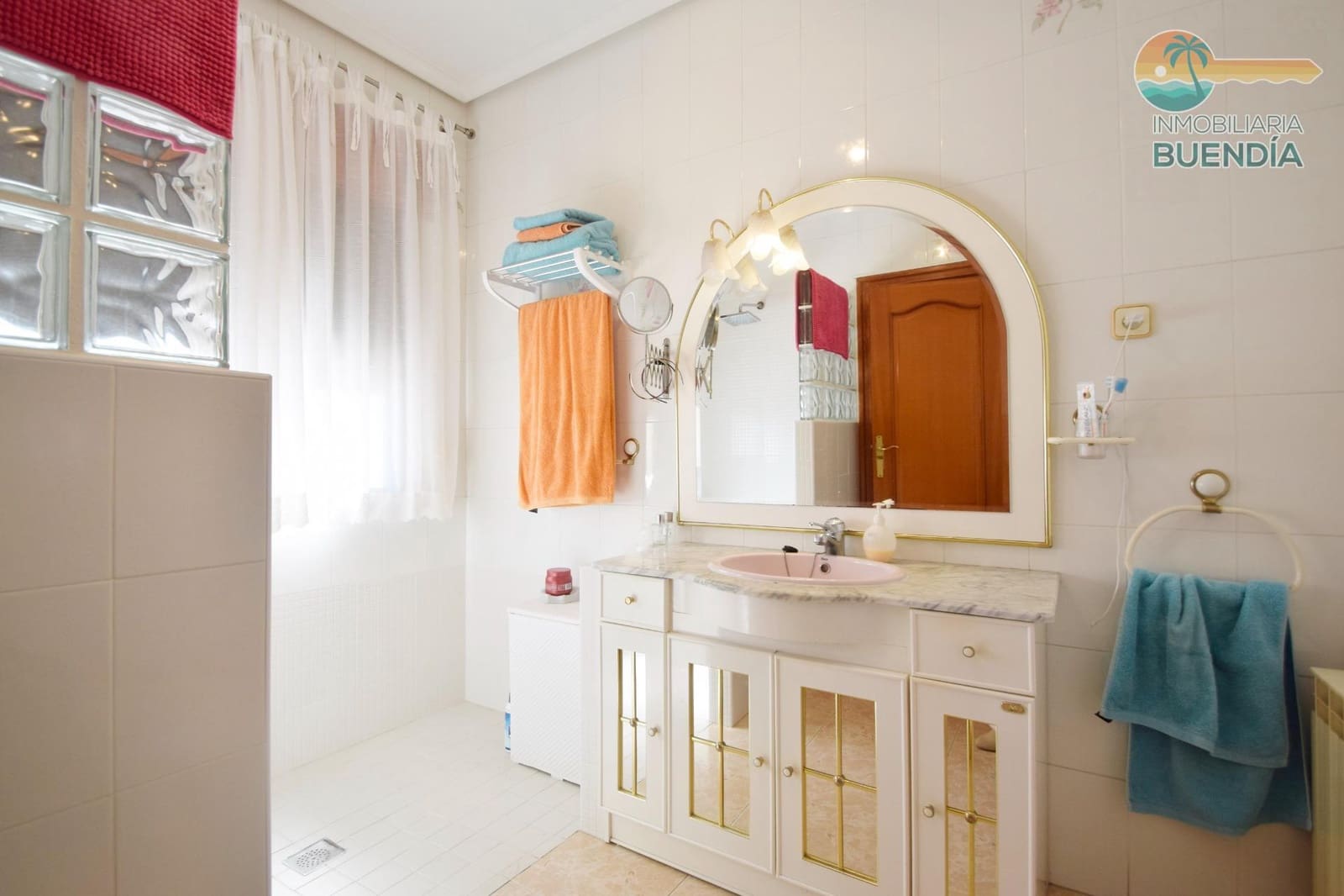 5 soverom Villa til salgs i Isla Plana med svømmebasseng - € 568 900 (Ref: 6929461)