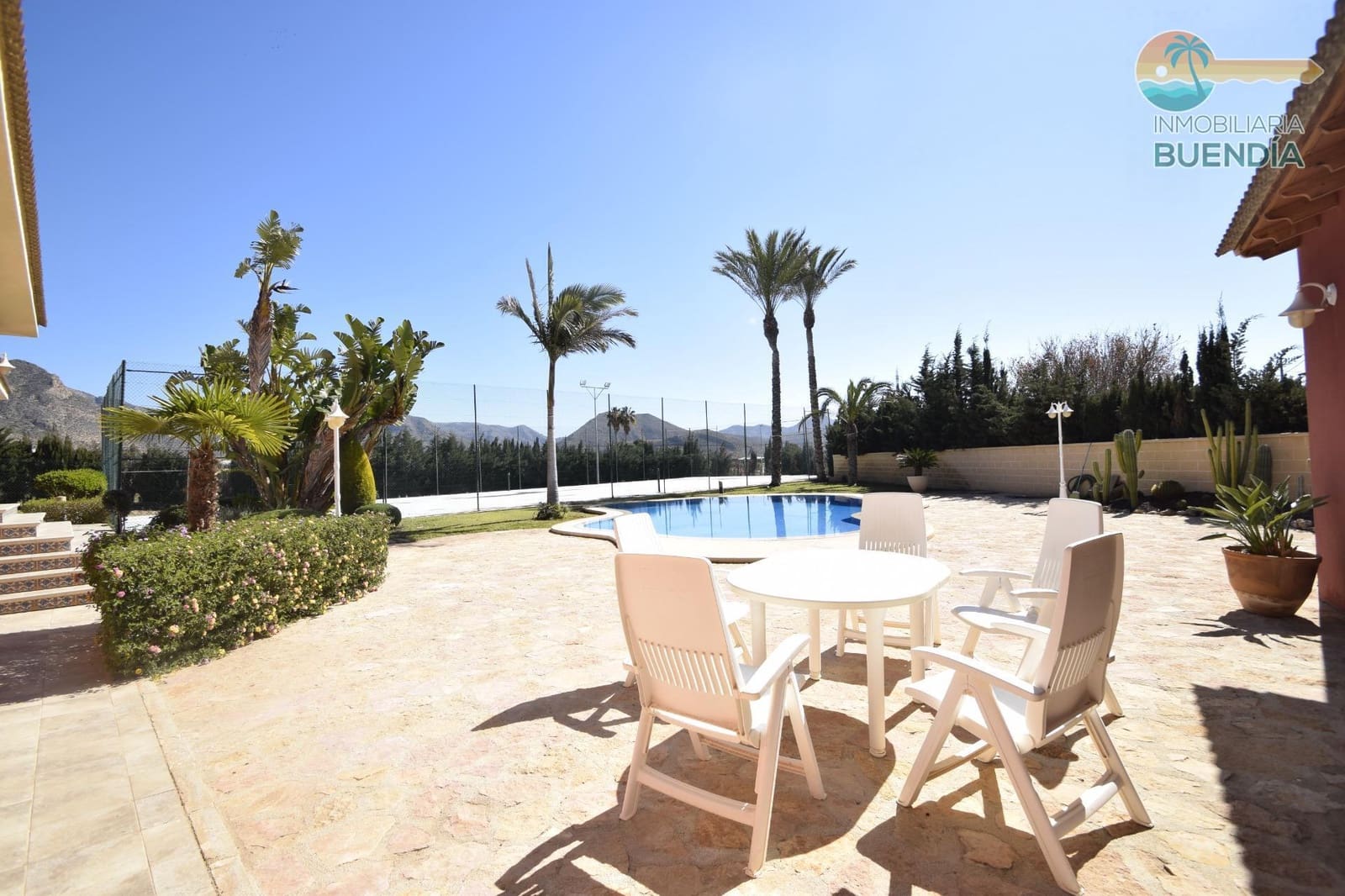 5 soverom Villa til salgs i Isla Plana med svømmebasseng - € 568 900 (Ref: 6929461)