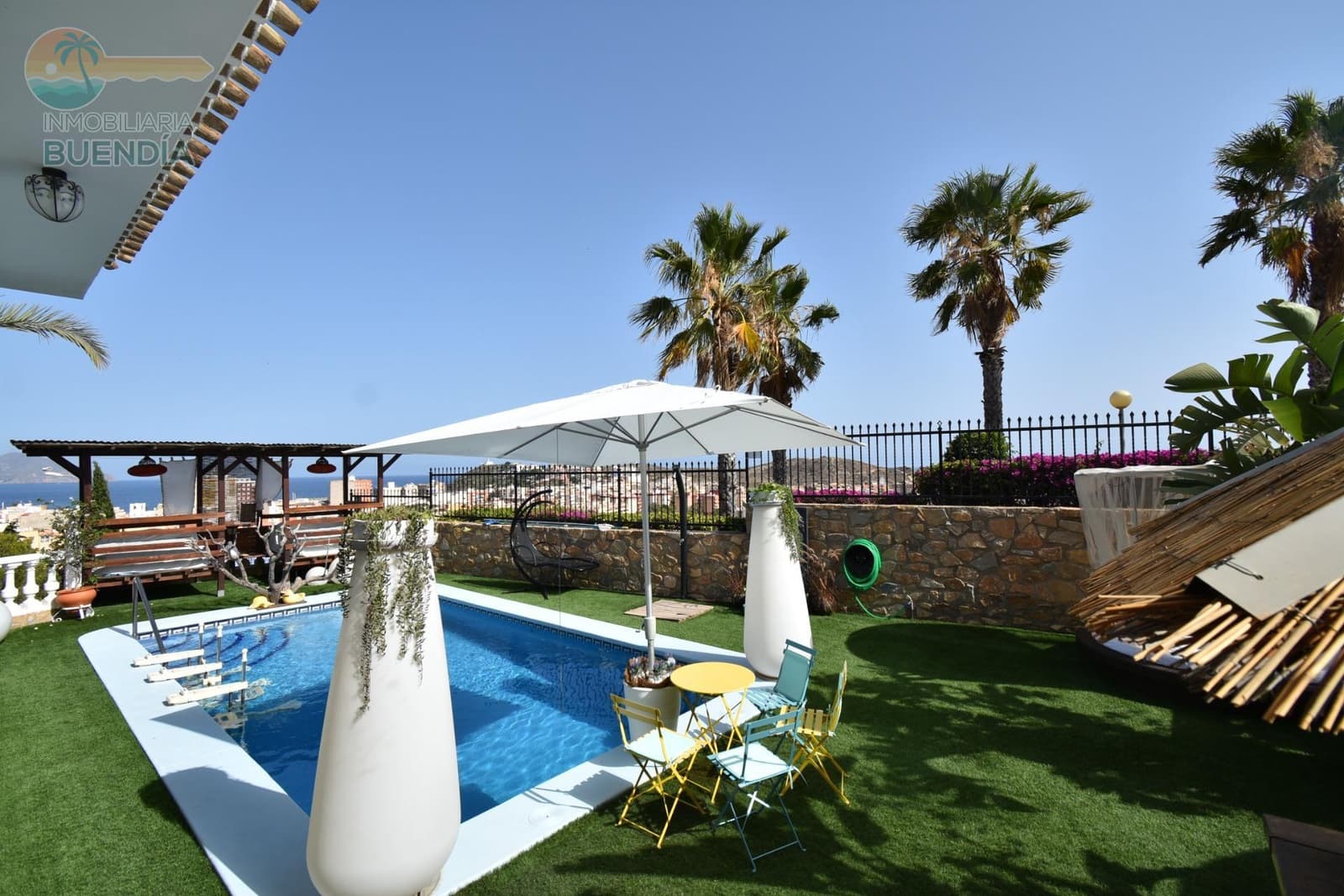 4 soveværelse Villa til salg i Puerto de Mazarron med swimmingpool garage - € 950.000 (Ref: 6972428)