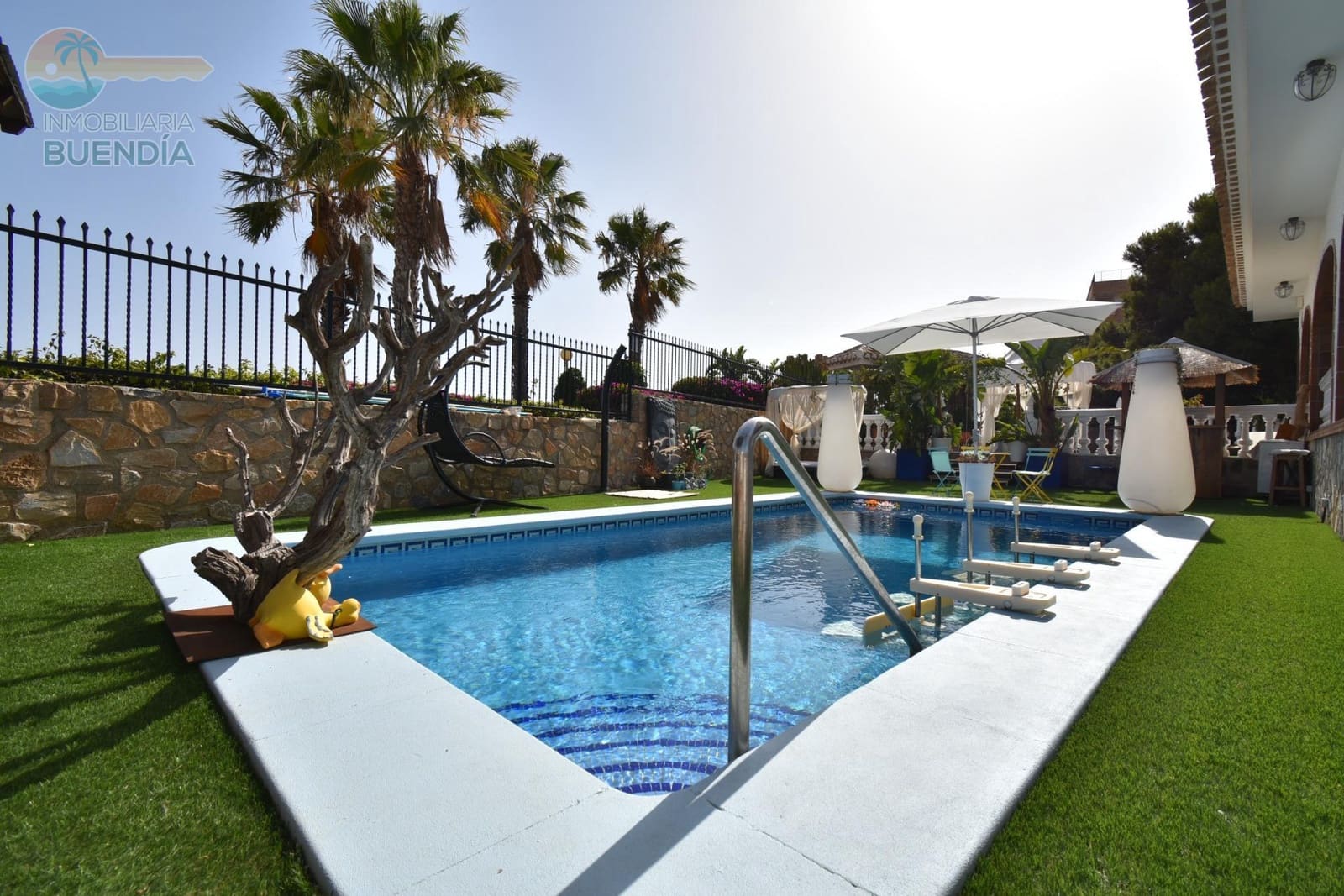 4 soveværelse Villa til salg i Puerto de Mazarron med swimmingpool garage - € 1.100.000 (Ref: 6972428)