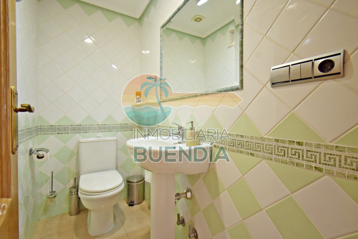 5 soveværelse Villa til salg i Isla Plana med swimmingpool garage - € 1.399.000 (Ref: 7074851)