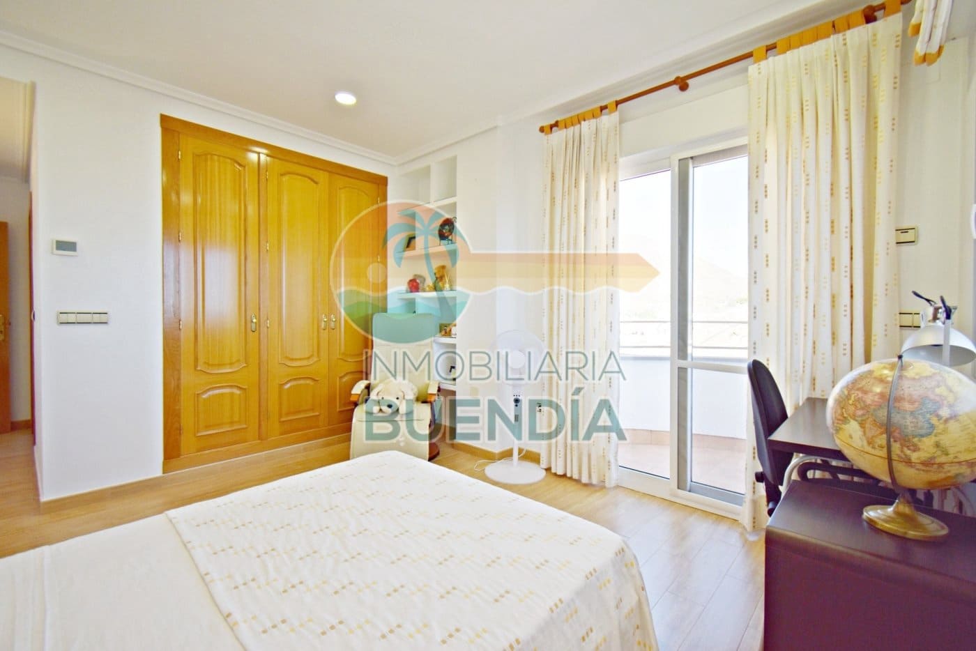 5 soveværelse Villa til salg i Isla Plana med swimmingpool garage - € 1.399.000 (Ref: 7074851)