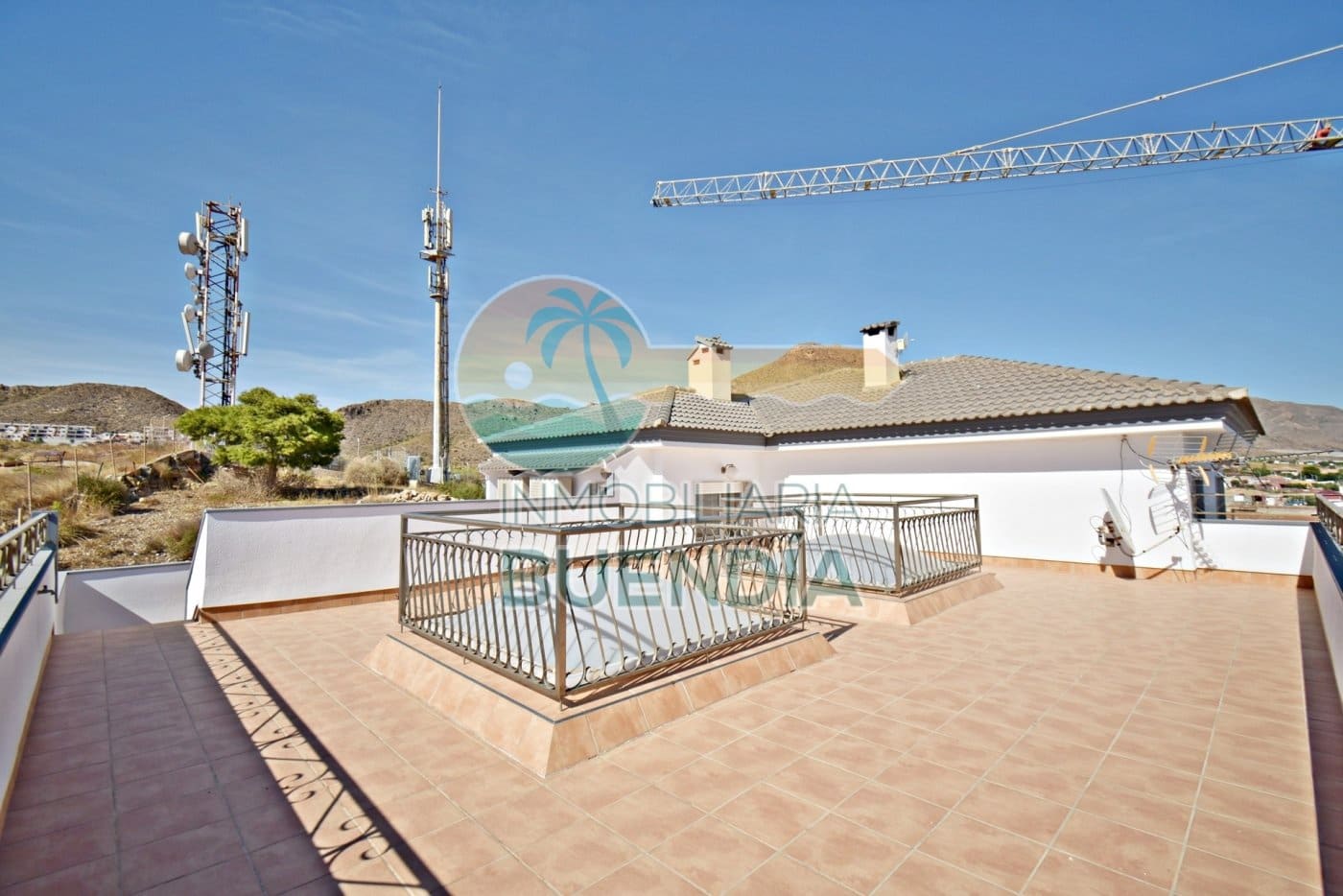 5 soveværelse Villa til salg i Isla Plana med swimmingpool garage - € 1.399.000 (Ref: 7074851)