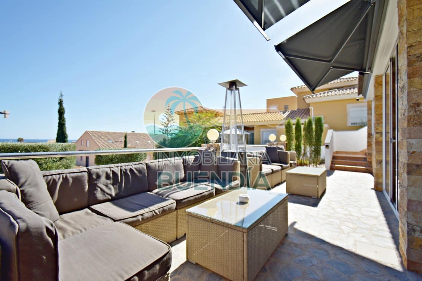 5 soveværelse Villa til salg i Isla Plana med swimmingpool garage - € 1.399.000 (Ref: 7074851)