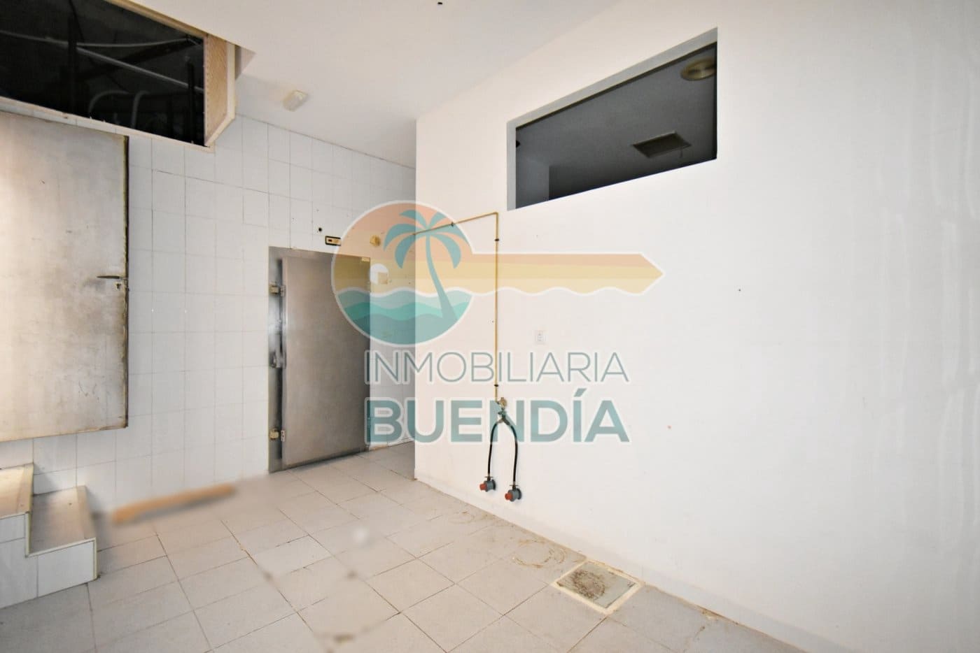 Erhverv til salg i Puerto de Mazarron - € 300.000 (Ref: 7156265)