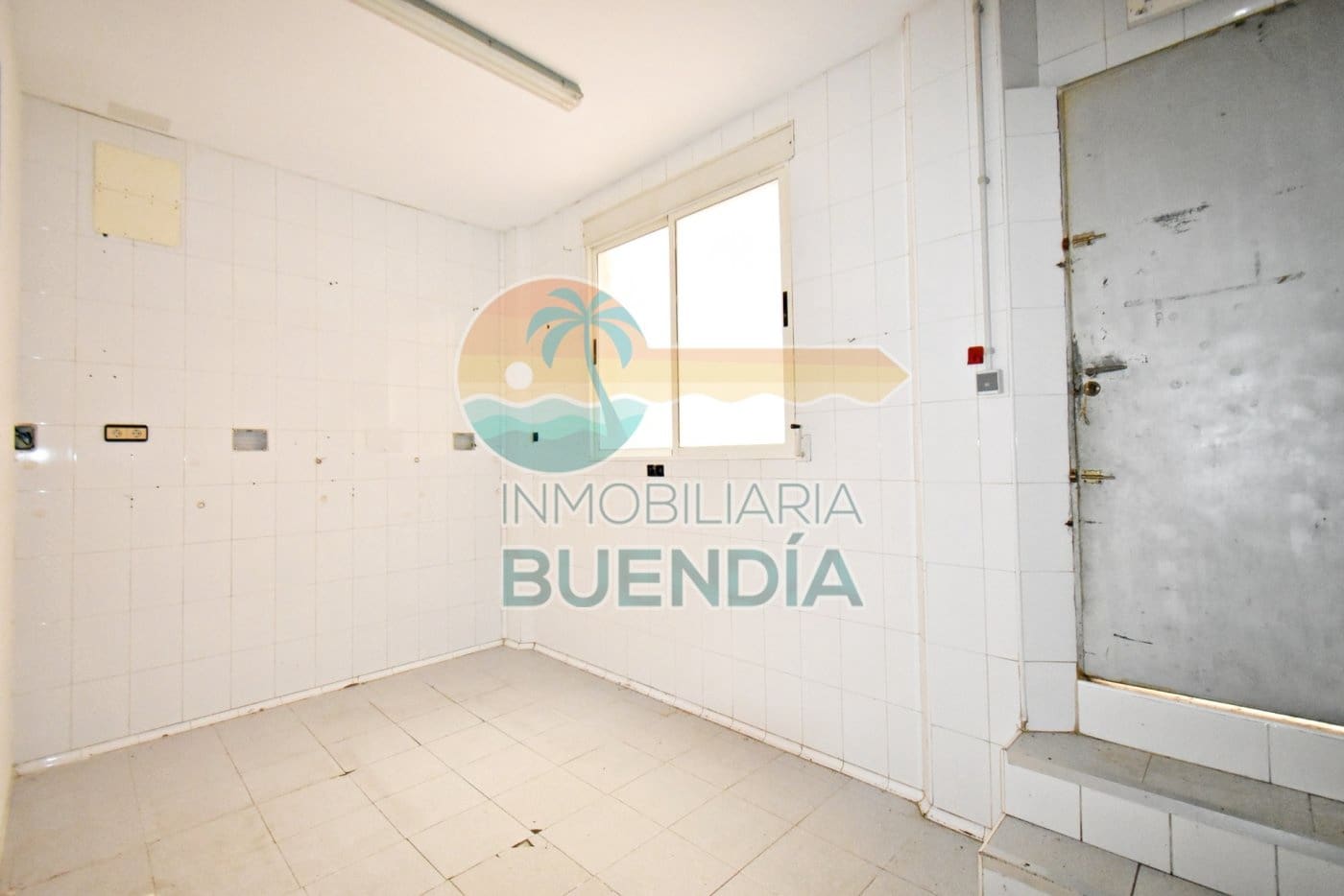 Erhverv til salg i Puerto de Mazarron - € 300.000 (Ref: 7156265)