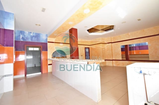 Commercieel te koop in Puerto de Mazarron, Mazarrón - € 300.000 (Ref: 7156265)