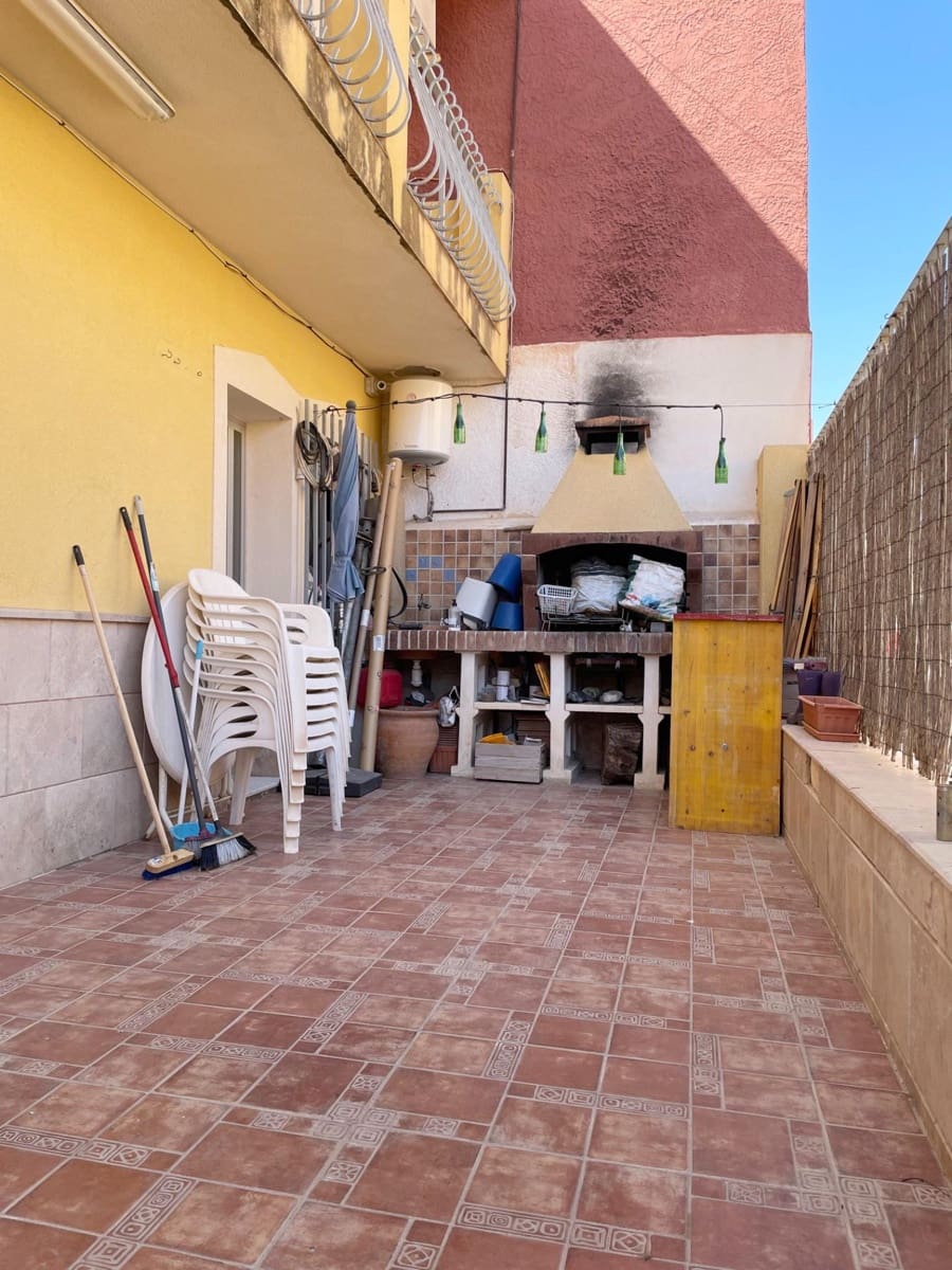 4 bedroom Apartment for sale in Puerto de Mazarron - € 136,000 (Ref: 7522248)