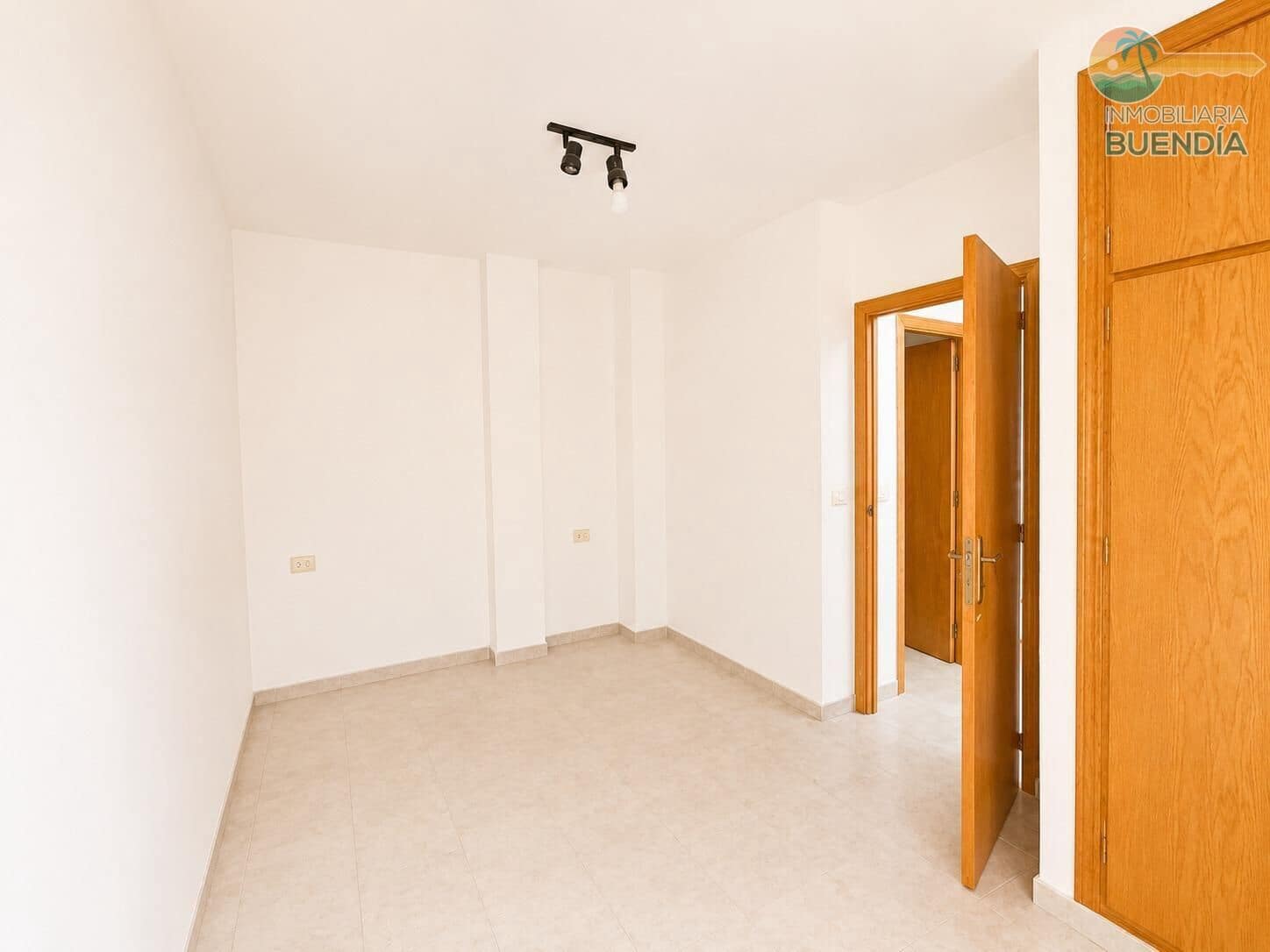 4 bedroom Apartment for sale in Puerto de Mazarron - € 184,000 (Ref: 7730048)