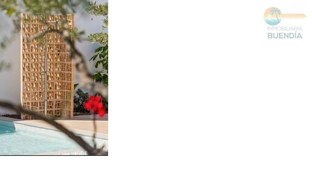 3 slaapkamer Villa te koop in Los Alcázares met zwembad - € 559.900 (Ref: 7738744)