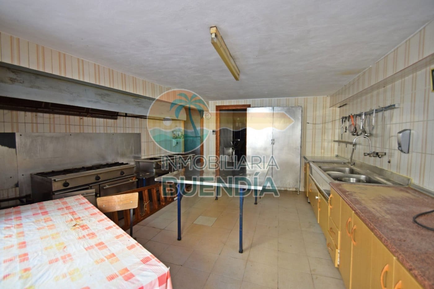 Kommersiell til salgs i Puerto de Mazarron - € 150 000 (Ref: 7759555)