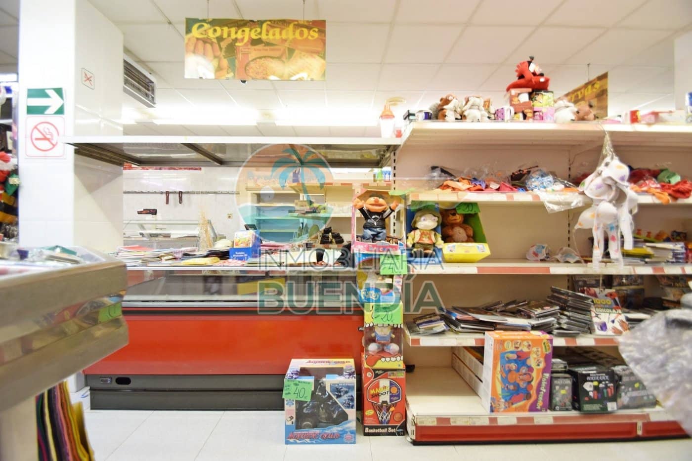 Erhverv til salg i Puerto de Mazarron med garage - € 209.800 (Ref: 7759564)