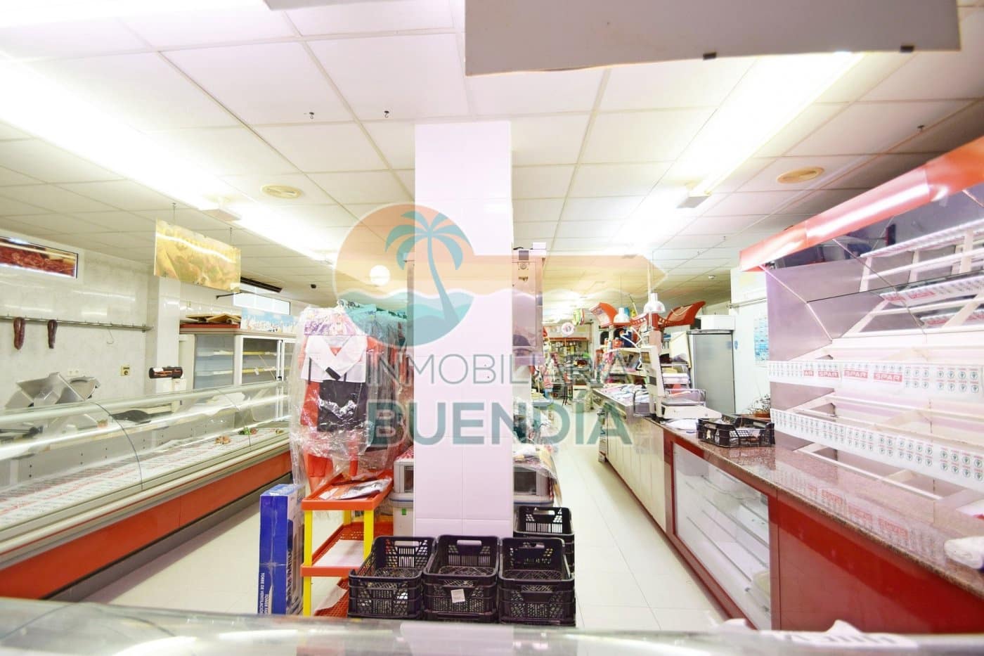 Erhverv til salg i Puerto de Mazarron med garage - € 209.800 (Ref: 7759564)