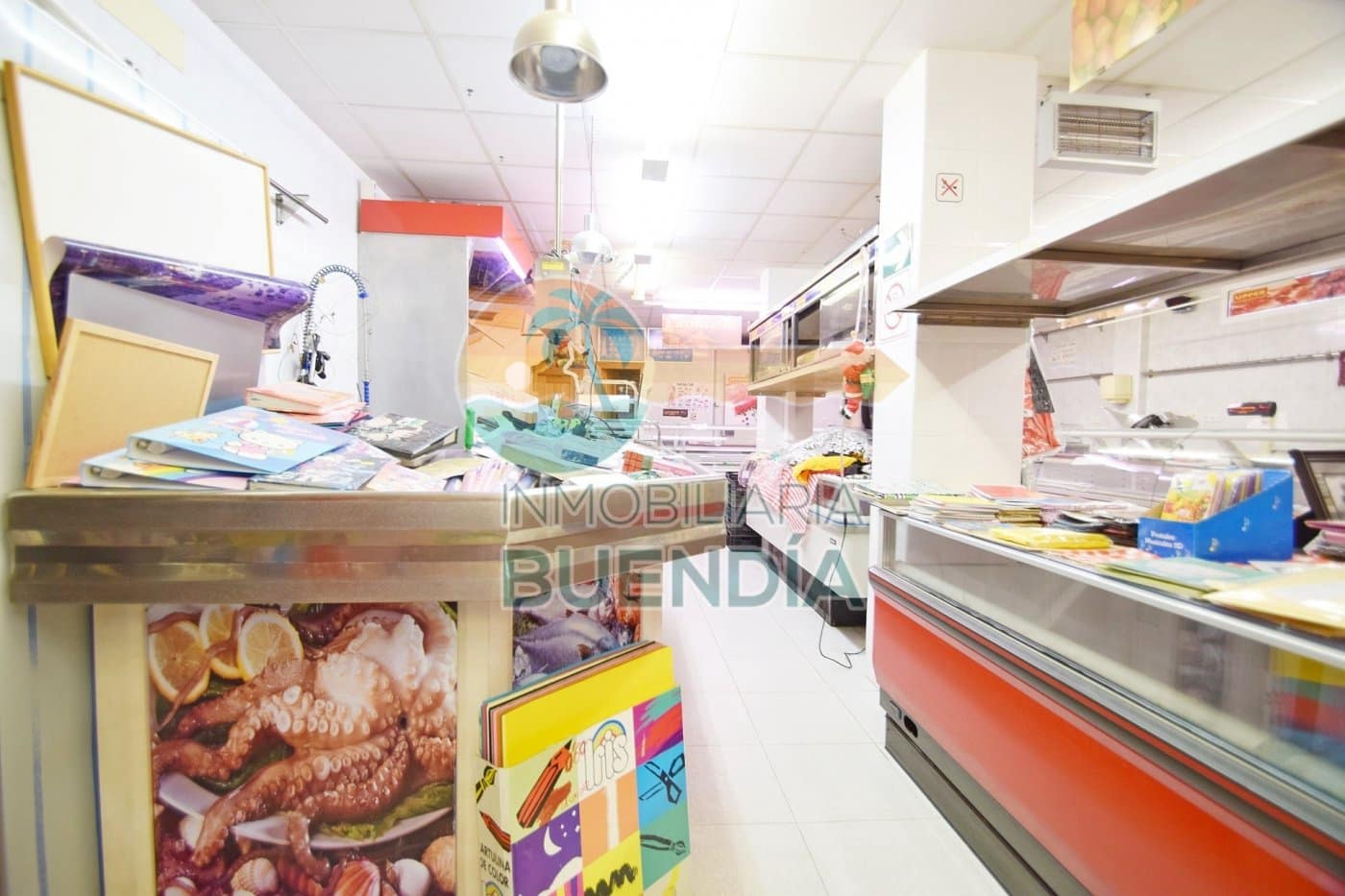 Erhverv til salg i Puerto de Mazarron med garage - € 209.800 (Ref: 7759564)