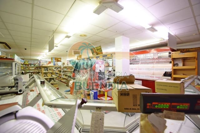 Commercieel te koop in Puerto de Mazarron, Mazarrón met garage - € 209.800 (Ref: 7759564)