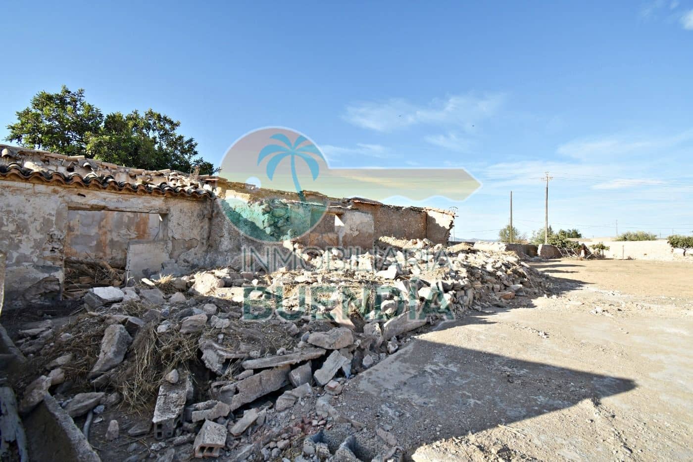 Villa for sale in La Pinilla - € 205,000 (Ref: 7759570)