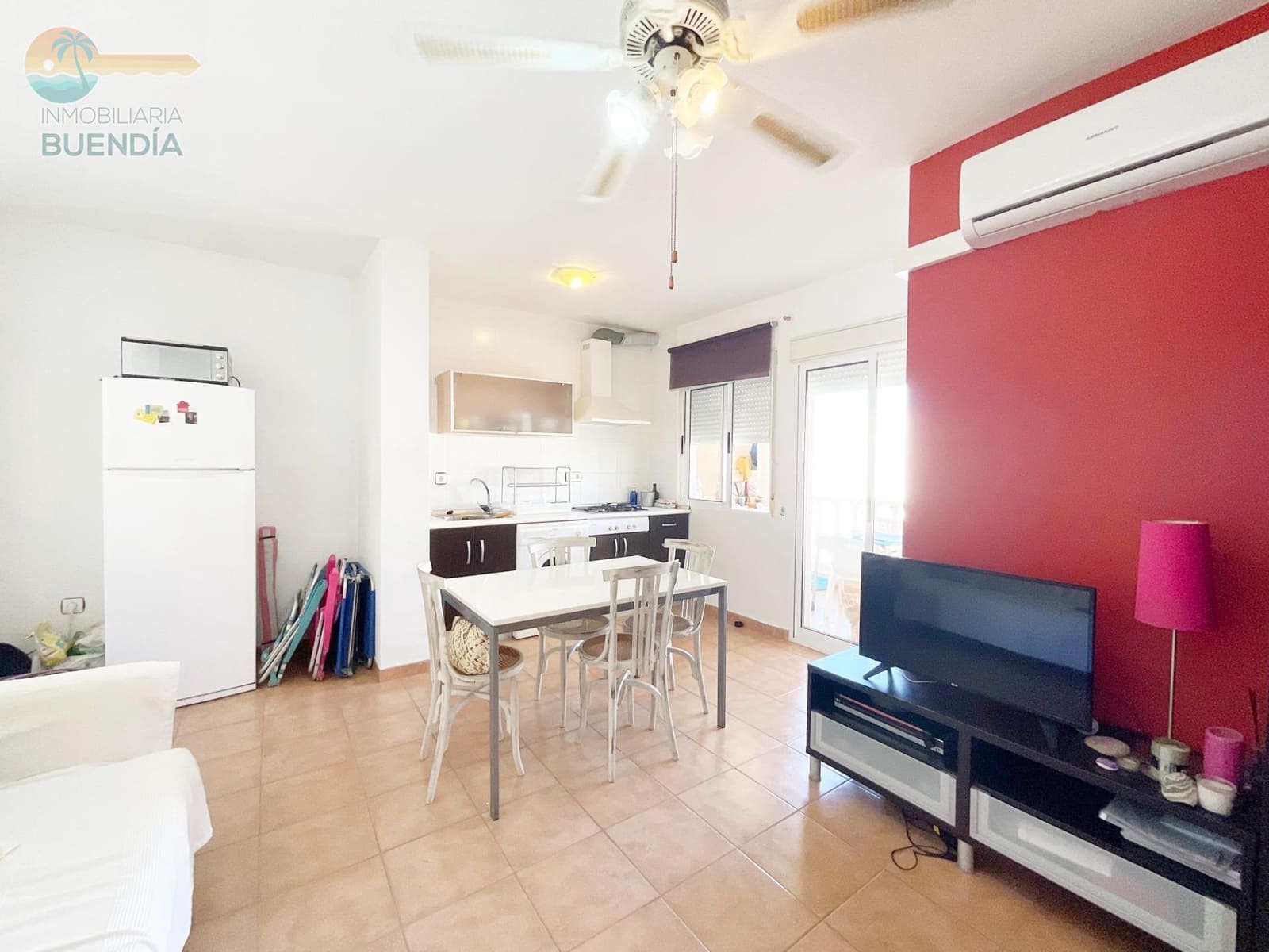 2 soveværelse Lejlighed til salg i Isla Plana - € 119.700 (Ref: 7759592)