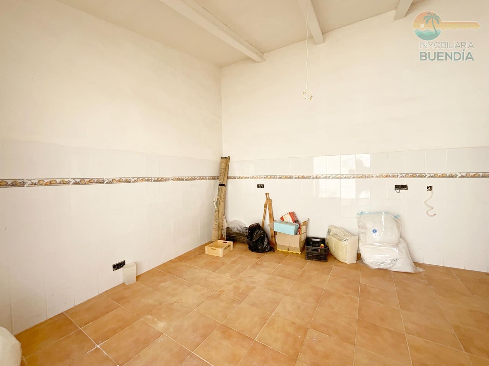 7 bedroom Finca/Country House for sale in Campillo de Abajo with pool - € 299,000 (Ref: 7954534)