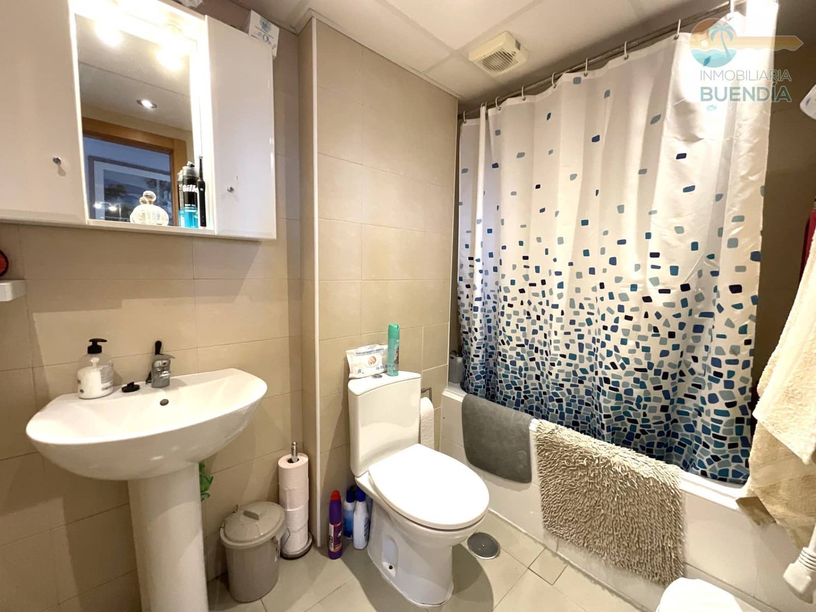 2 makuuhuone Huoneisto myytävänä paikassa Isla Plana mukana uima-altaan 
autotalli - 149 000 € (Ref: 8102500)