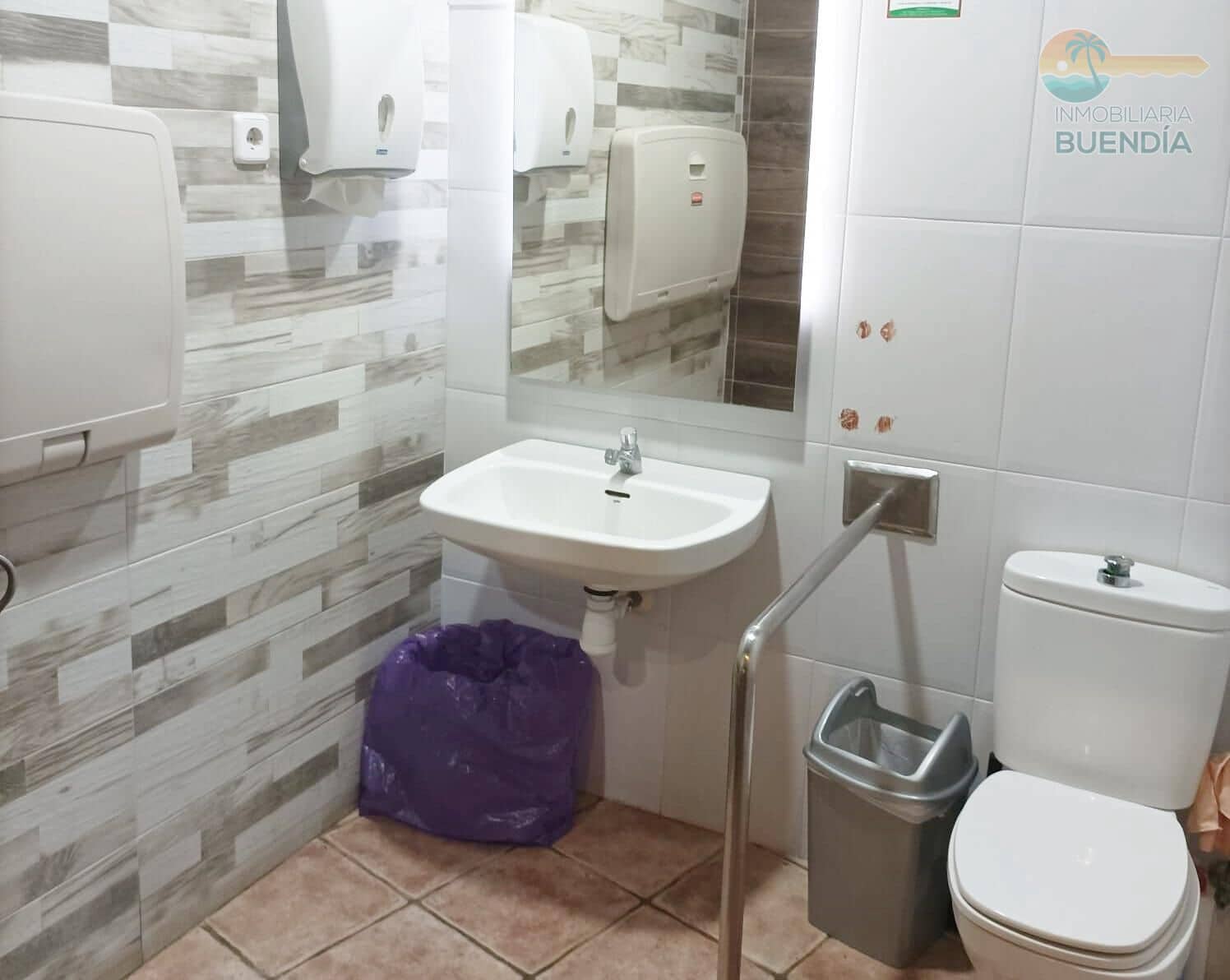 2 camera da letto Commerciale in vendita in Puerto de Mazarron - 377.860 € (Rif: 8130041)