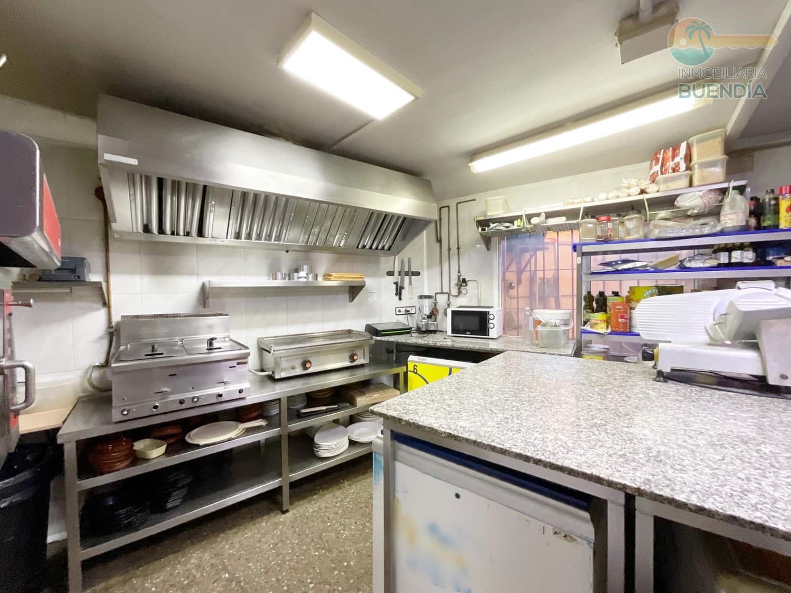 2 camera da letto Commerciale in vendita in Puerto de Mazarron - 377.860 € (Rif: 8130041)