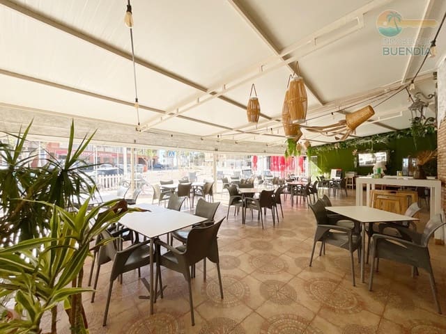 2 slaapkamer Commercieel te koop in Puerto de Mazarron, Mazarrón - € 377.860 (Ref: 8130041)