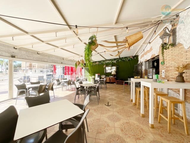 2 slaapkamer Commercieel te koop in Puerto de Mazarron, Mazarrón - € 377.860 (Ref: 8130041)