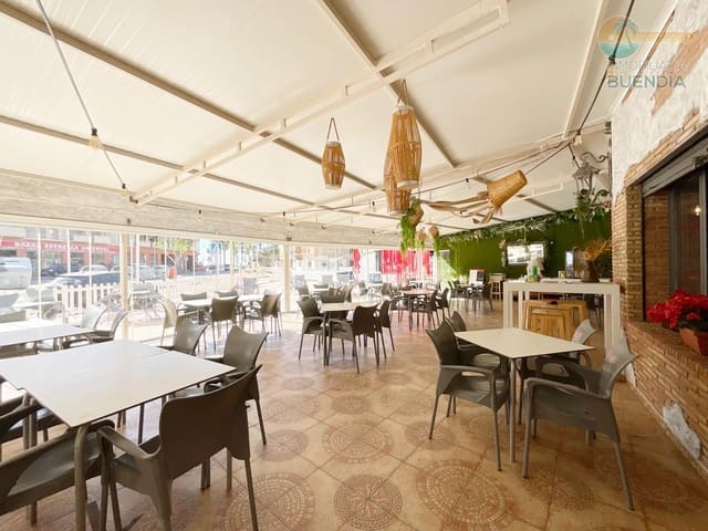 2 slaapkamer Commercieel te koop in Puerto de Mazarron, Mazarrón - € 377.860 (Ref: 8130041)