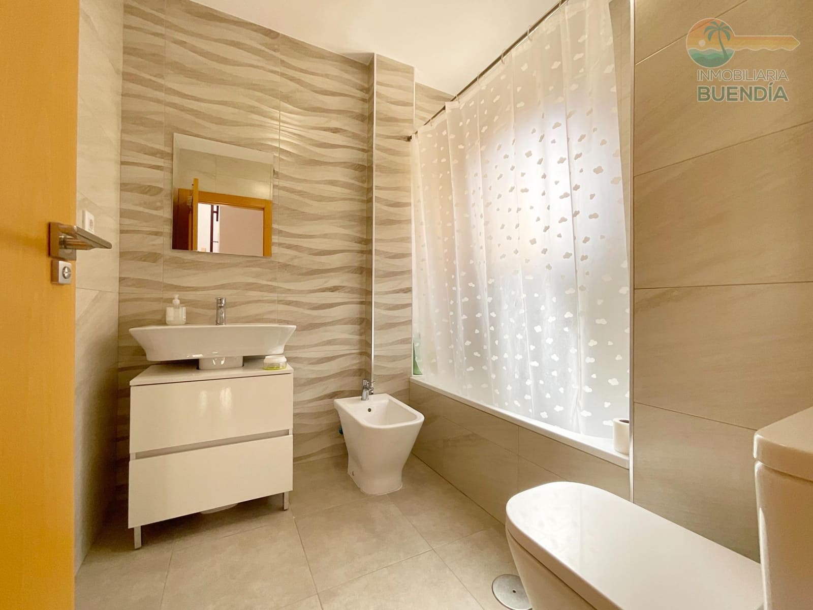 3 soveværelse Villa til salg i Alamillo med swimmingpool - € 279.000 (Ref: 8191388)